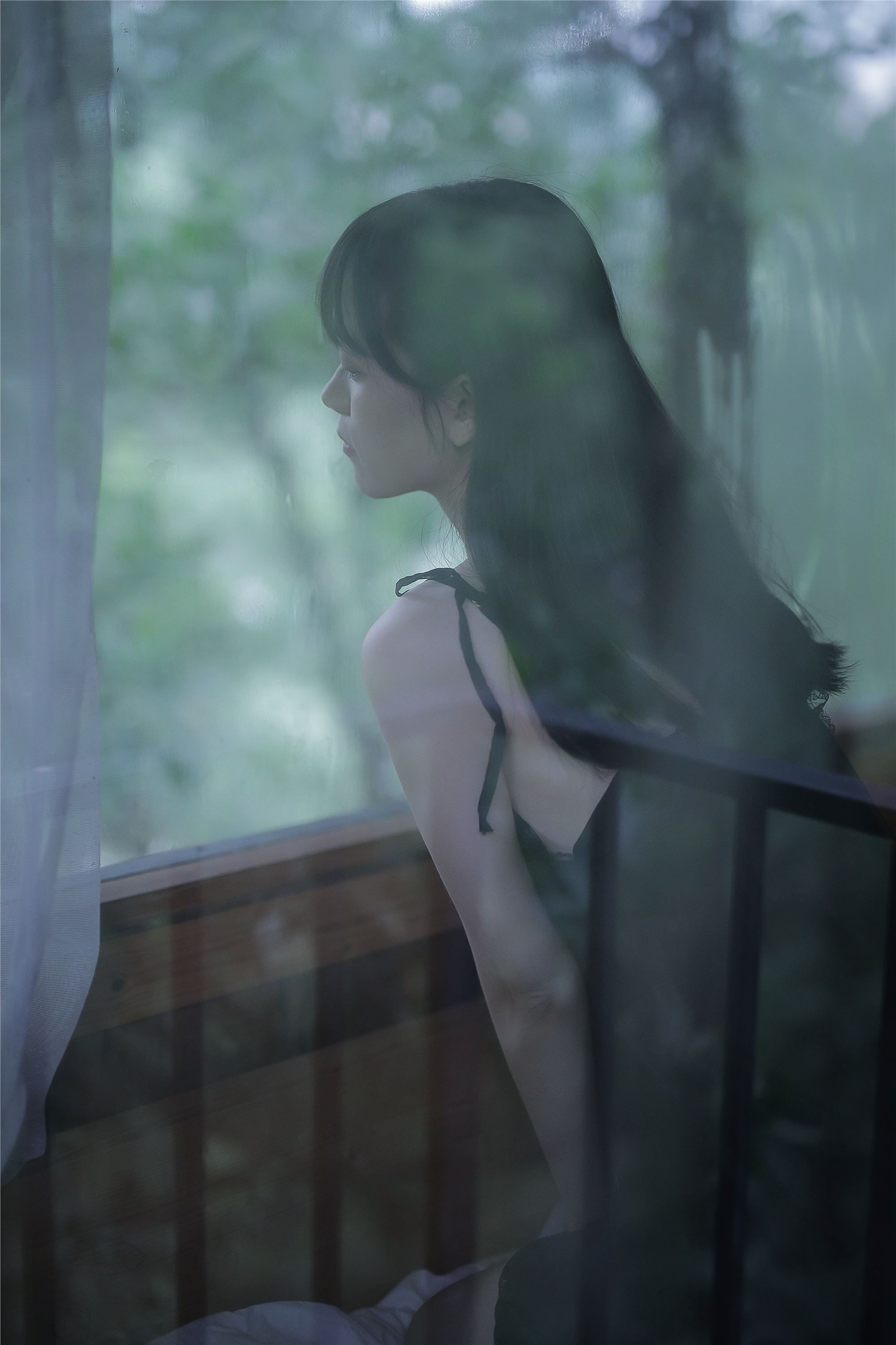 YITUYU 艺图语 2020.11.22 初秋的日与夜 小熊